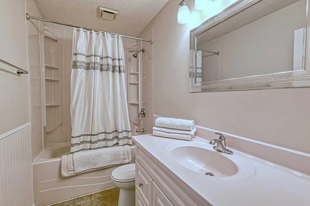 417 2 Avenue NW Diamond Valley AB T0L 0H0