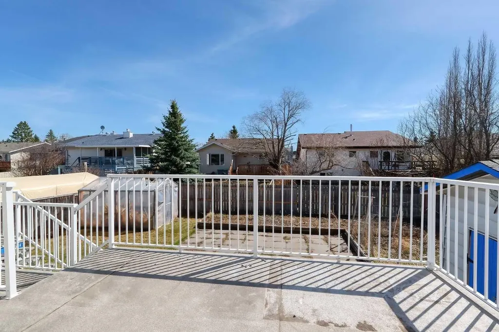 417 2 Avenue NW Diamond Valley AB T0L 0H0