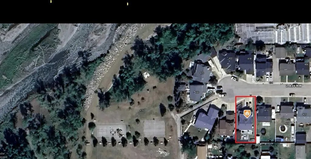 417 2 Avenue NW Diamond Valley AB T0L 0H0