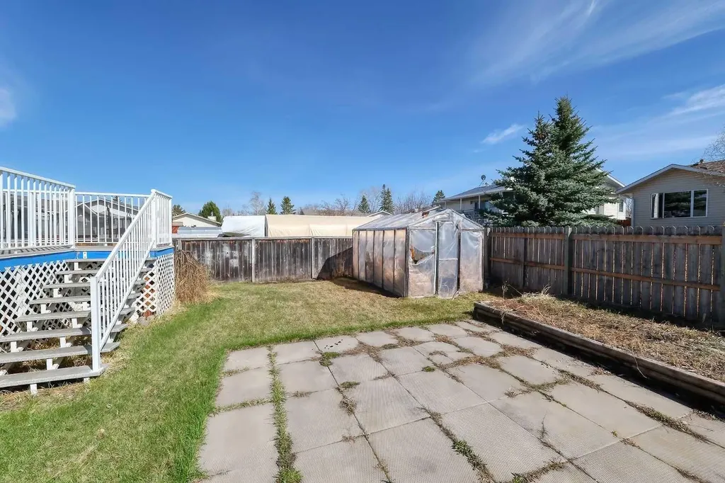 417 2 Avenue NW Diamond Valley AB T0L 0H0