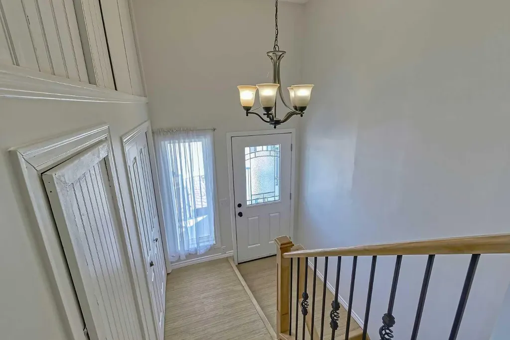 417 2 Avenue NW Diamond Valley AB T0L 0H0