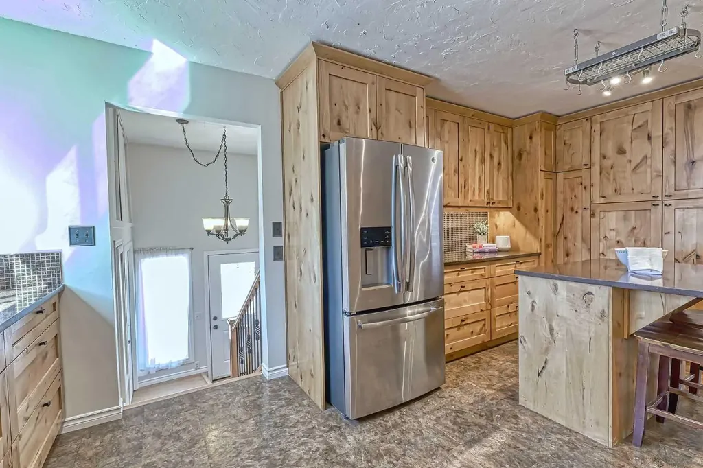 417 2 Avenue NW Diamond Valley AB T0L 0H0