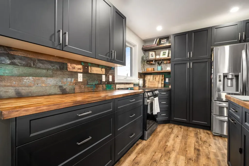 11310 Range Road 63 Range Rural Cypress County AB T1A 7H1