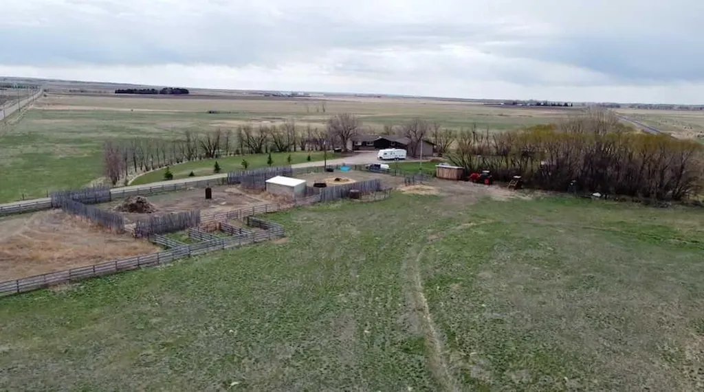 11310 Range Road 63 Range Rural Cypress County AB T1A 7H1