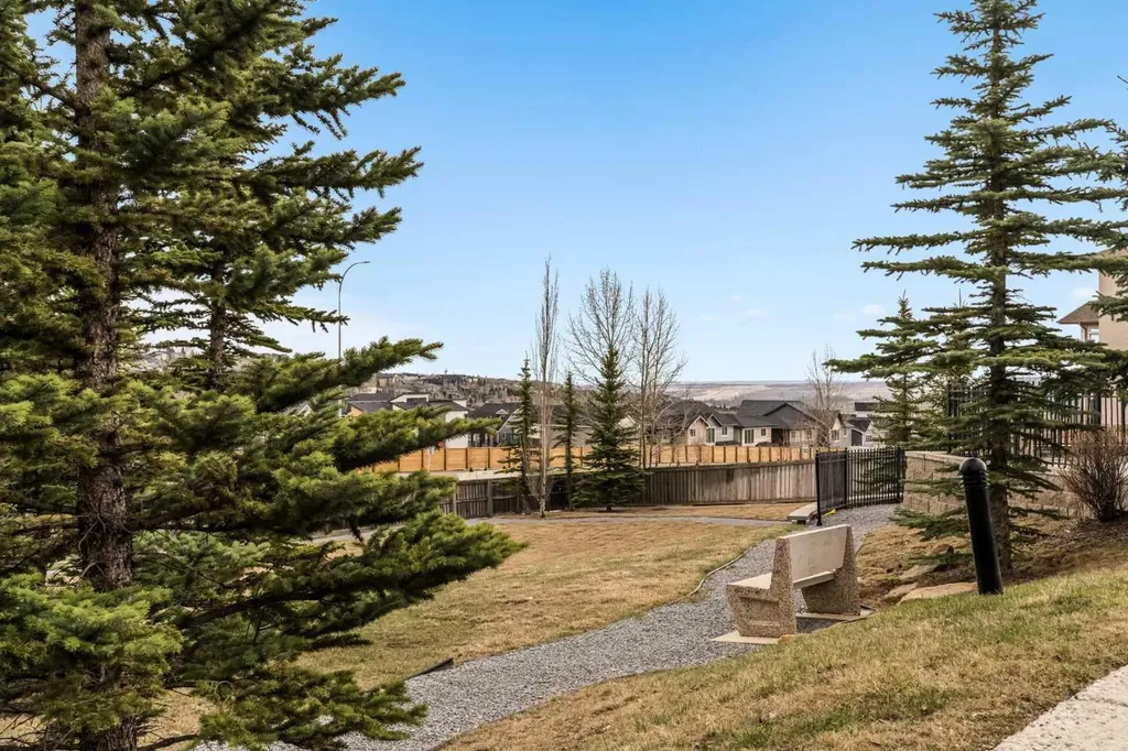26 Val Gardena View SW Calgary AB T3H 5Z5