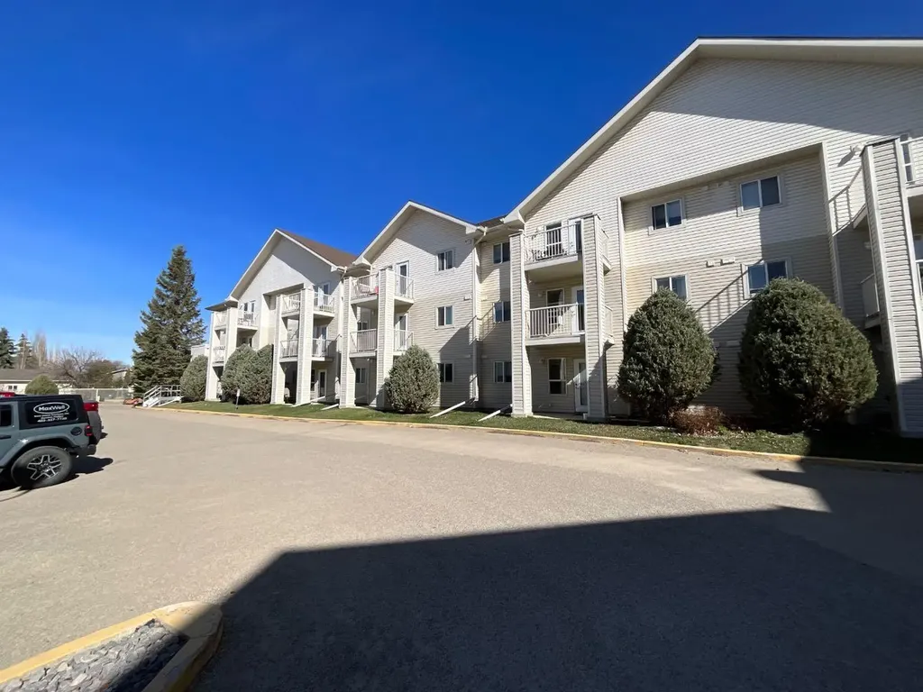 56 Carroll Crescent Red Deer AB T4P 3Y3
