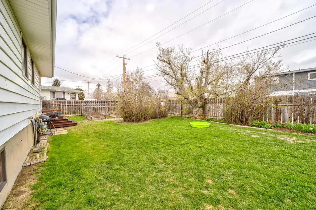 935 Kettles Street Pincher Creek AB T0K 1W0