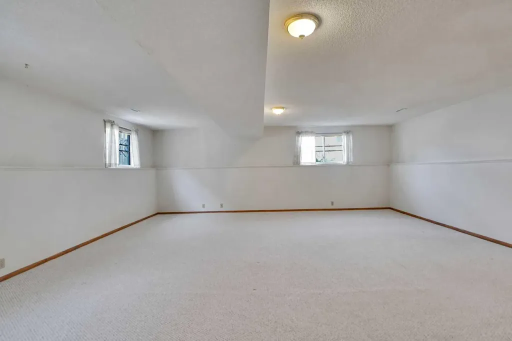 90 Martinridge Crescent NE Calgary AB T3J 3M4