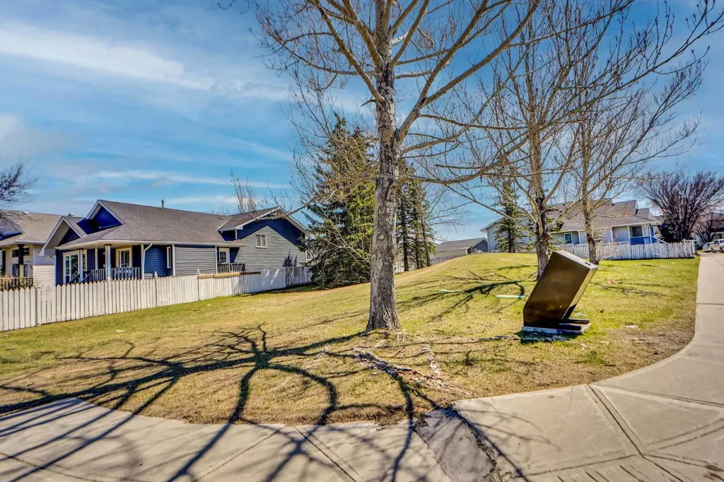 90 Martinridge Crescent NE Calgary AB T3J 3M4