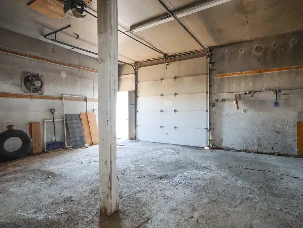 5015 Main Street Donalda AB T0C1H0
