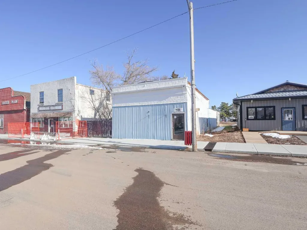 5015 Main Street Donalda AB T0C1H0