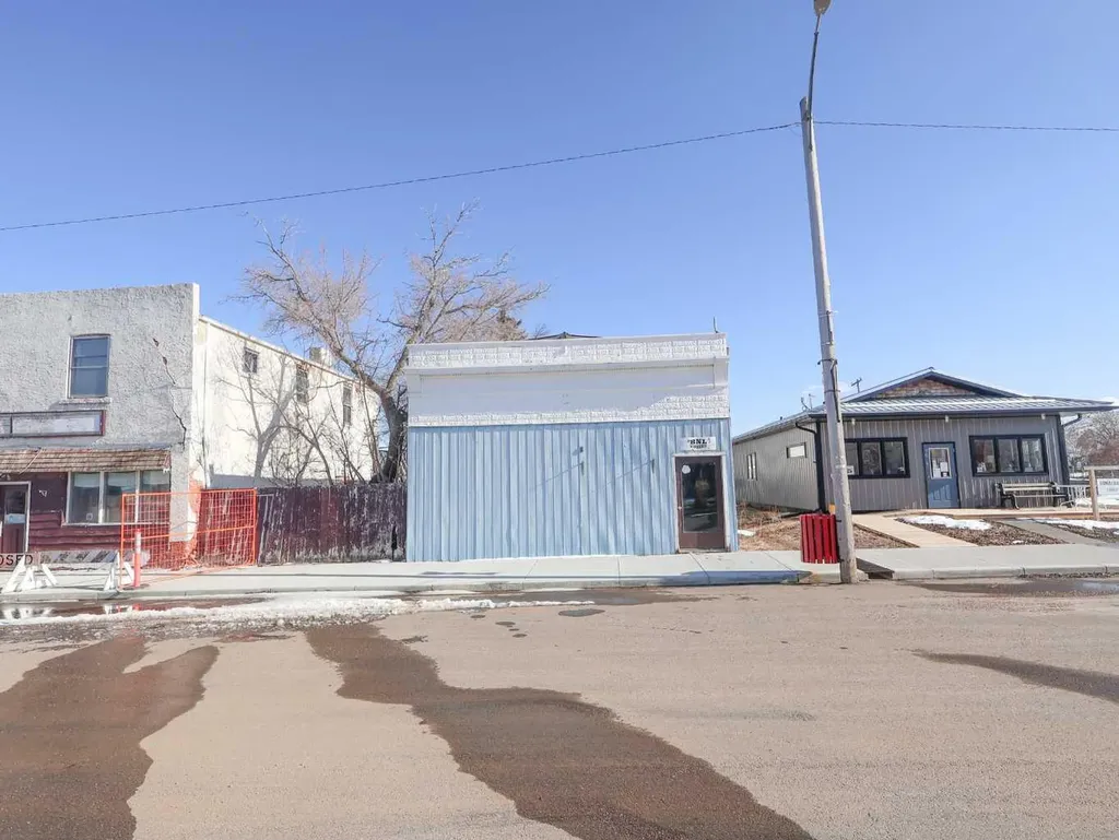5015 Main Street Donalda AB T0C1H0