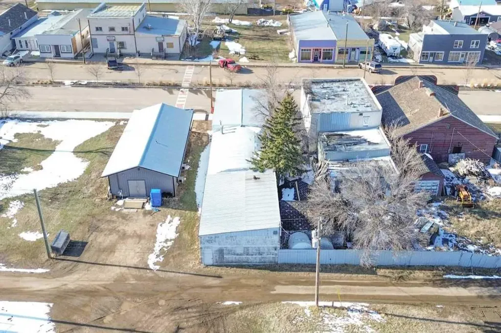 5015 Main Street Donalda AB T0C1H0