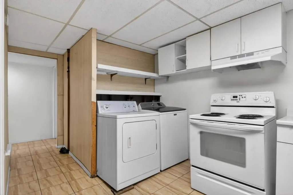 900 Abbeydale Drive NE Calgary AB T2A 5Y1