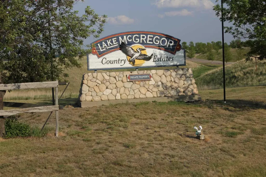 26 White Pelican Way Rural Vulcan County AB T0L 2B0