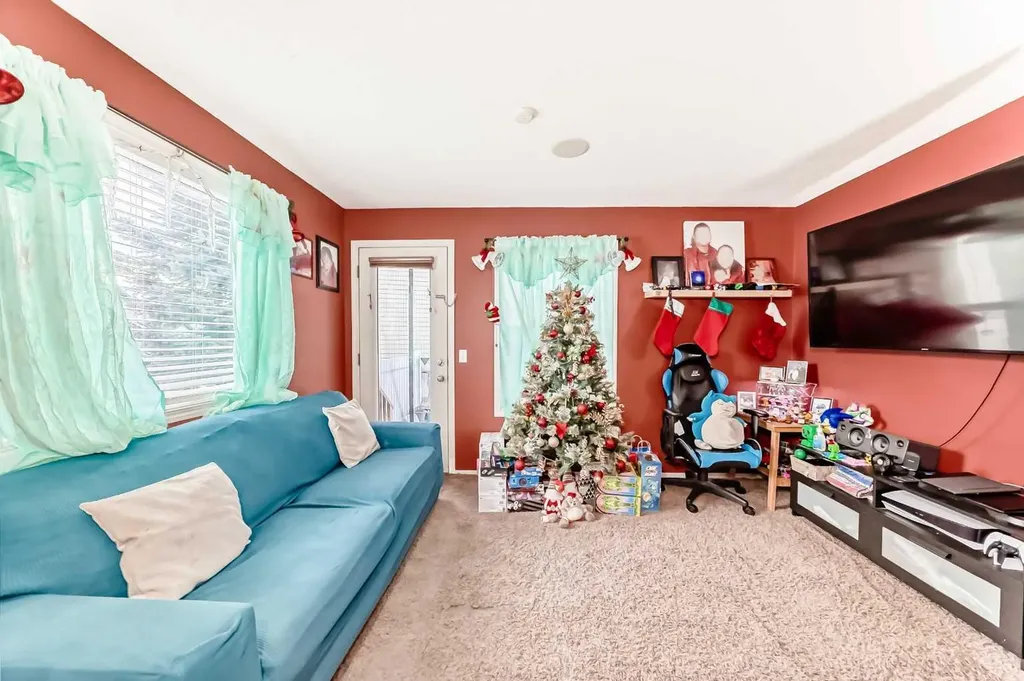 244 Saddlebrook Point NE Calgary AB T3J0G5