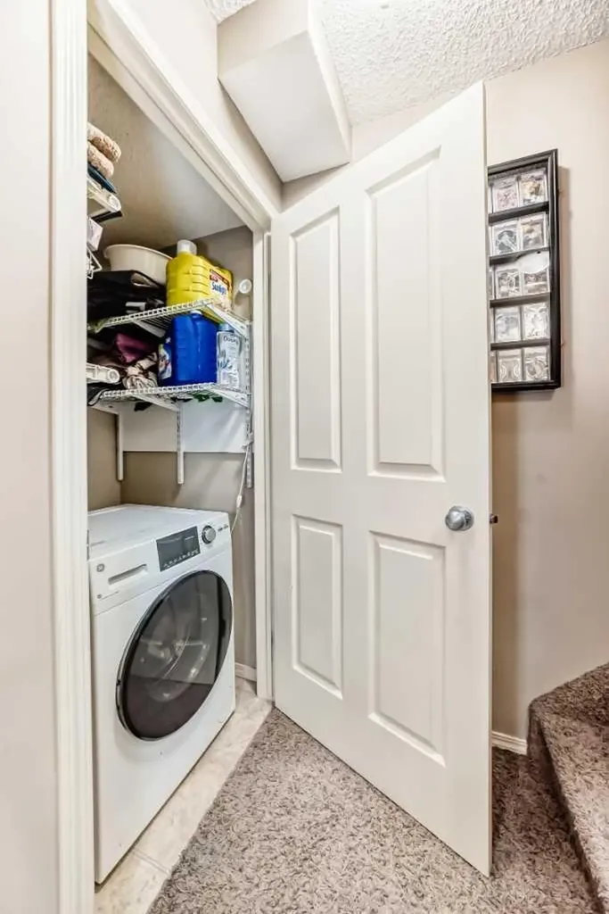 244 Saddlebrook Point NE Calgary AB T3J0G5