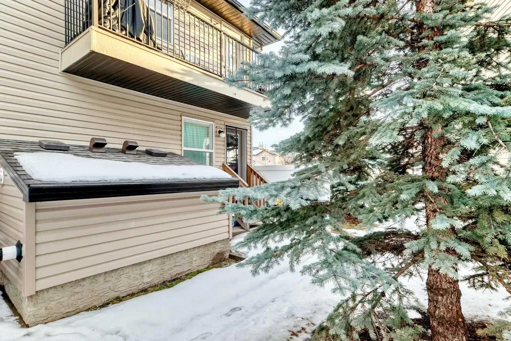 244 Saddlebrook Point NE Calgary AB T3J0G5