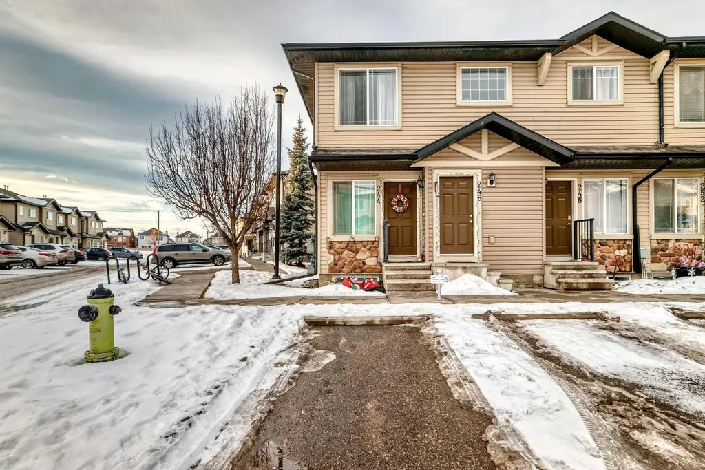 244 Saddlebrook Point NE Calgary AB T3J0G5