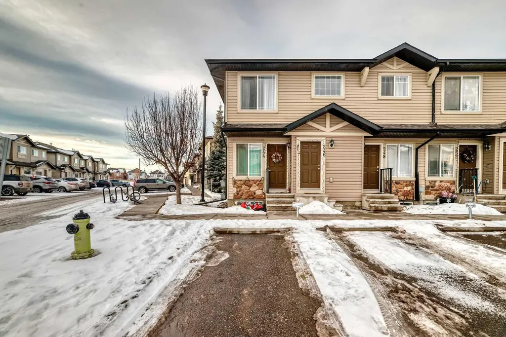 244 Saddlebrook Point NE Calgary AB T3J0G5