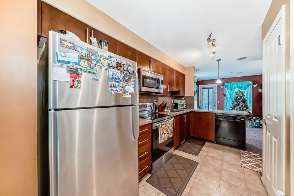 244 Saddlebrook Point NE Calgary AB T3J0G5