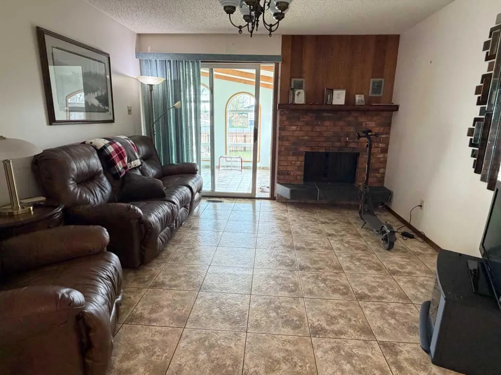 5411 46 Street Taber AB T1g 1G7
