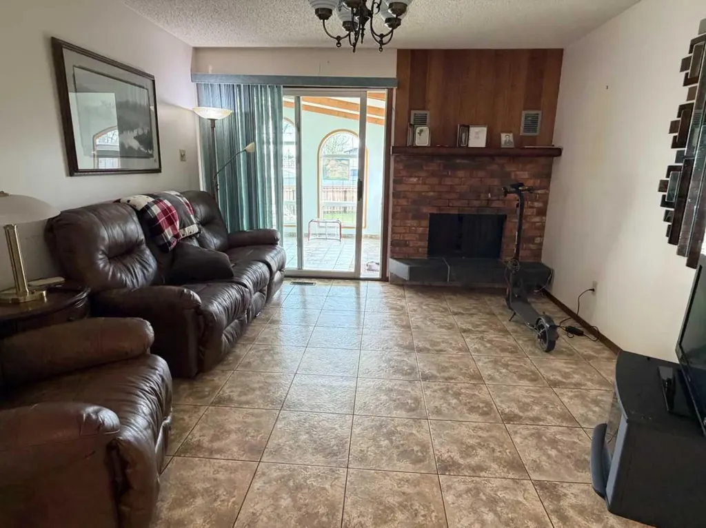 5411 46 Street Taber AB T1g 1G7