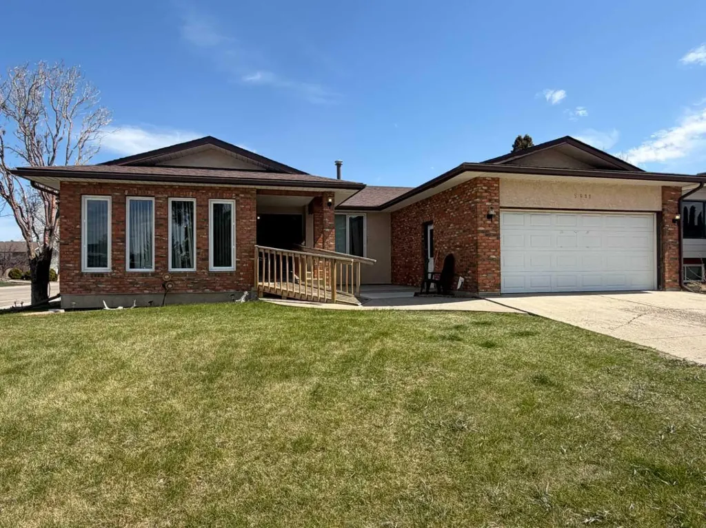 5411 46 Street Taber AB T1g 1G7