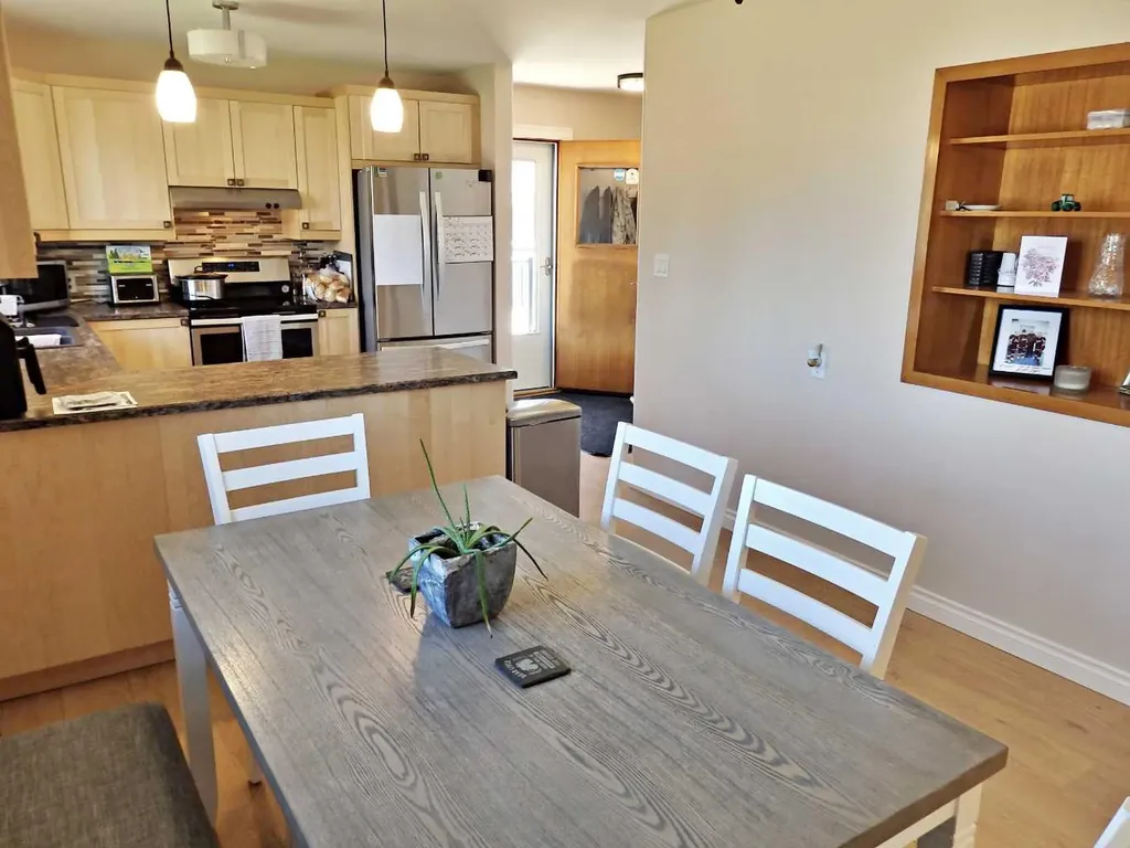4617 55 Avenue Vermilion AB T9X 1R2