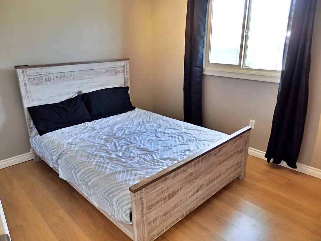 4617 55 Avenue Vermilion AB T9X 1R2