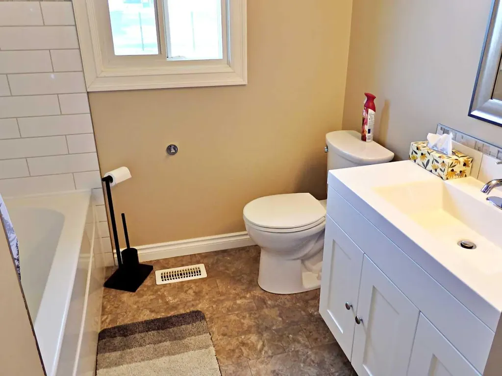 4617 55 Avenue Vermilion AB T9X 1R2