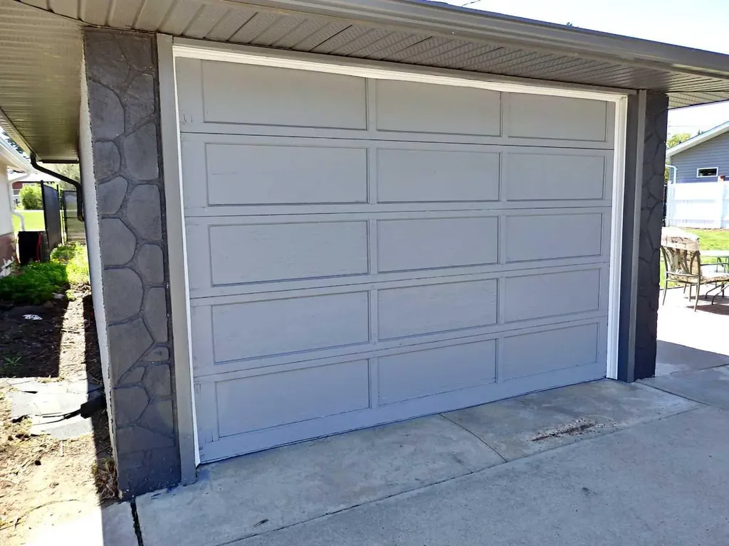 4617 55 Avenue Vermilion AB T9X 1R2