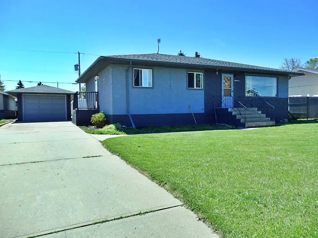 4617 55 Avenue Vermilion AB T9X 1R2