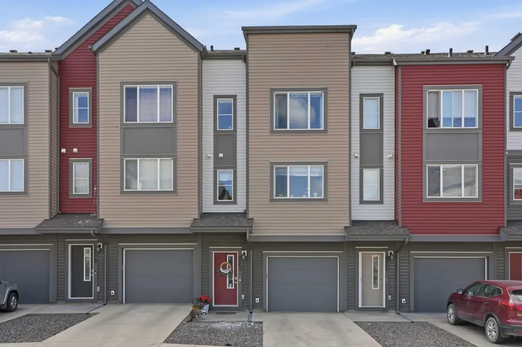 227 Copperpond Row SE Calgary AB T2Z 1H2