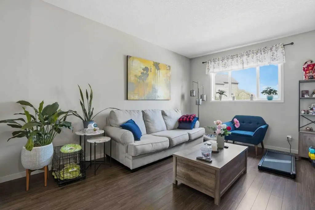 227 Copperpond Row SE Calgary AB T2Z 1H2