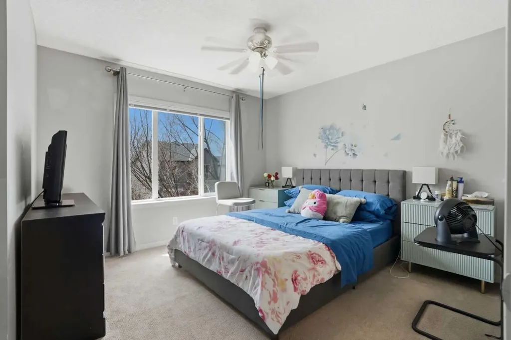227 Copperpond Row SE Calgary AB T2Z 1H2