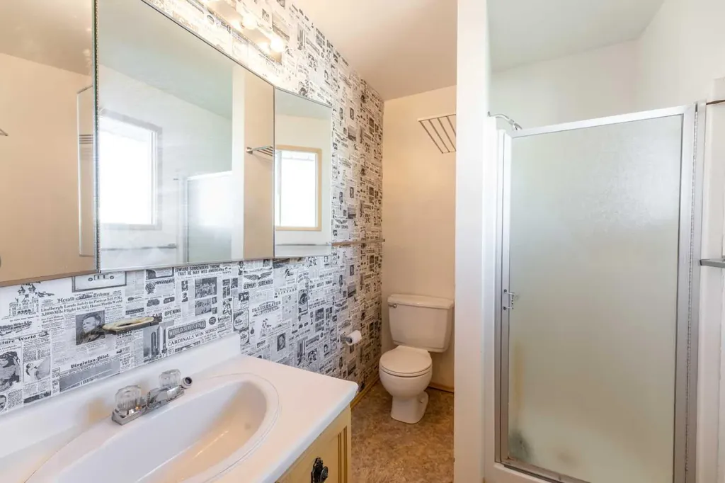 548 Mountain Street Hinton AB T7V 1J5
