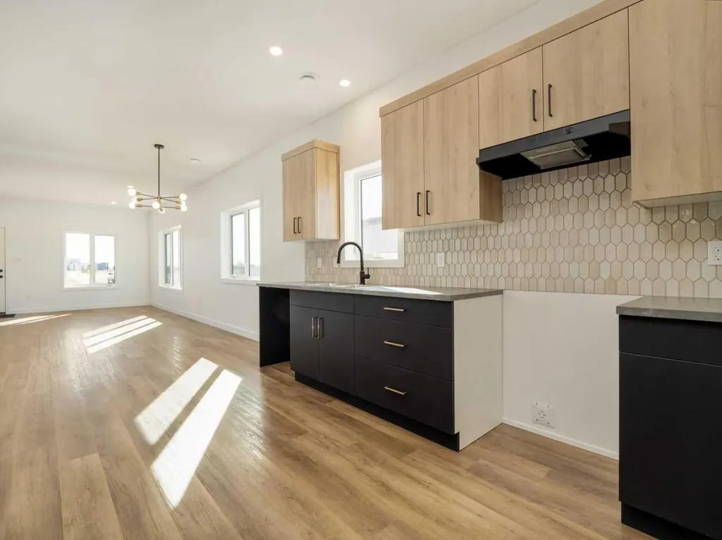 7046 48 Street Taber AB T1G 0G7