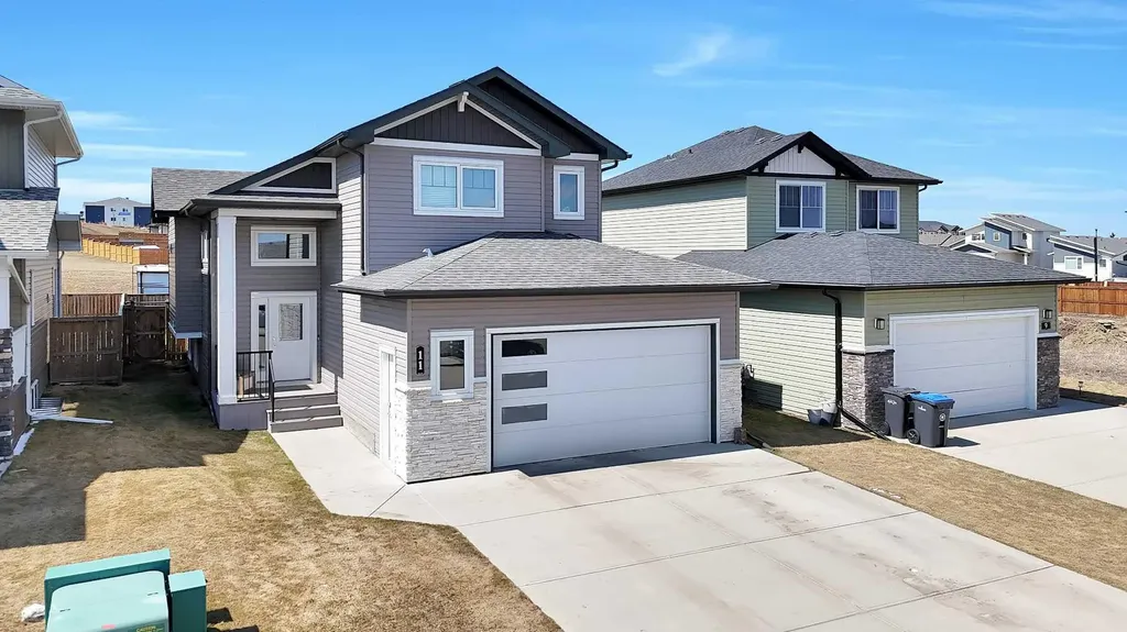 11 Craig Road Sylvan Lake AB T4S 0N7