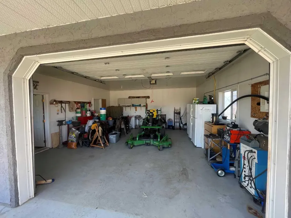 57314 Highway 757 Rural Lac Ste. Anne County AB T0E 2C0