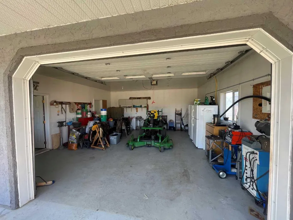 57314 Highway 757 Rural Lac Ste. Anne County AB T0E 2C0