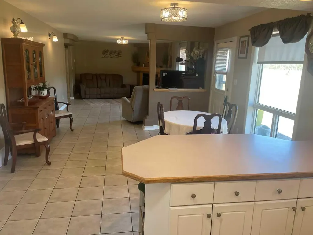 57314 Highway 757 Rural Lac Ste. Anne County AB T0E 2C0