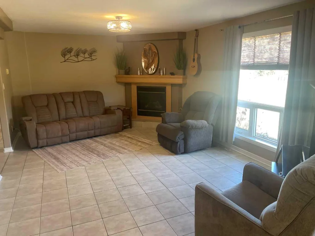 57314 Highway 757 Rural Lac Ste. Anne County AB T0E 2C0
