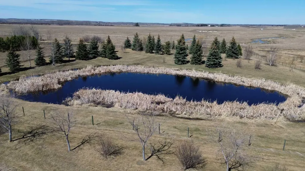 57314 Highway 757 Rural Lac Ste. Anne County AB T0E 2C0