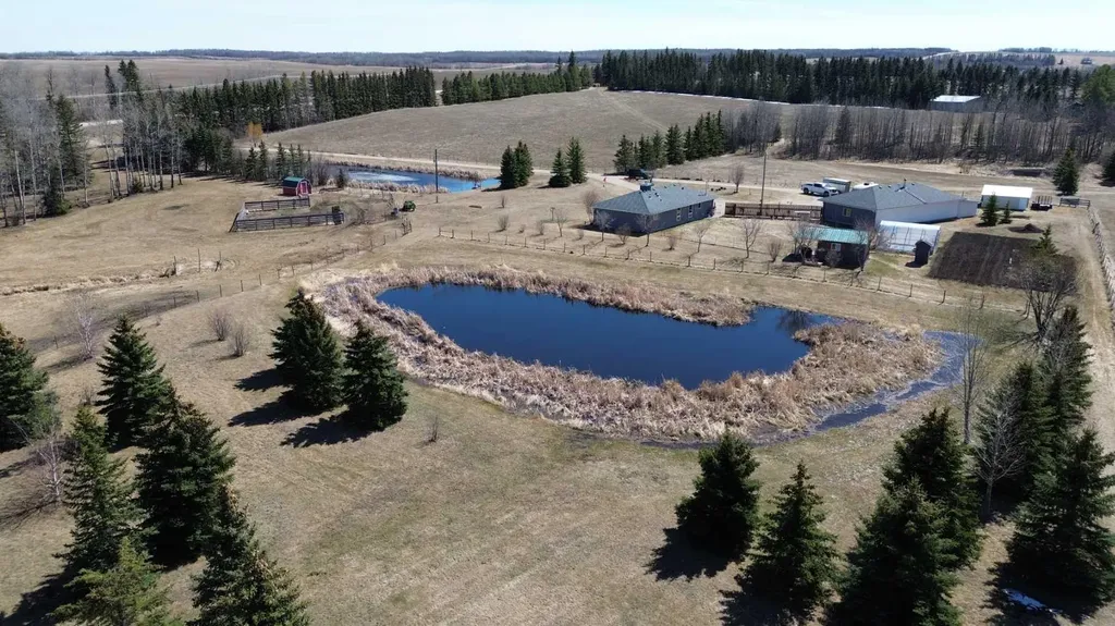 57314 Highway 757 Rural Lac Ste. Anne County AB T0E 2C0