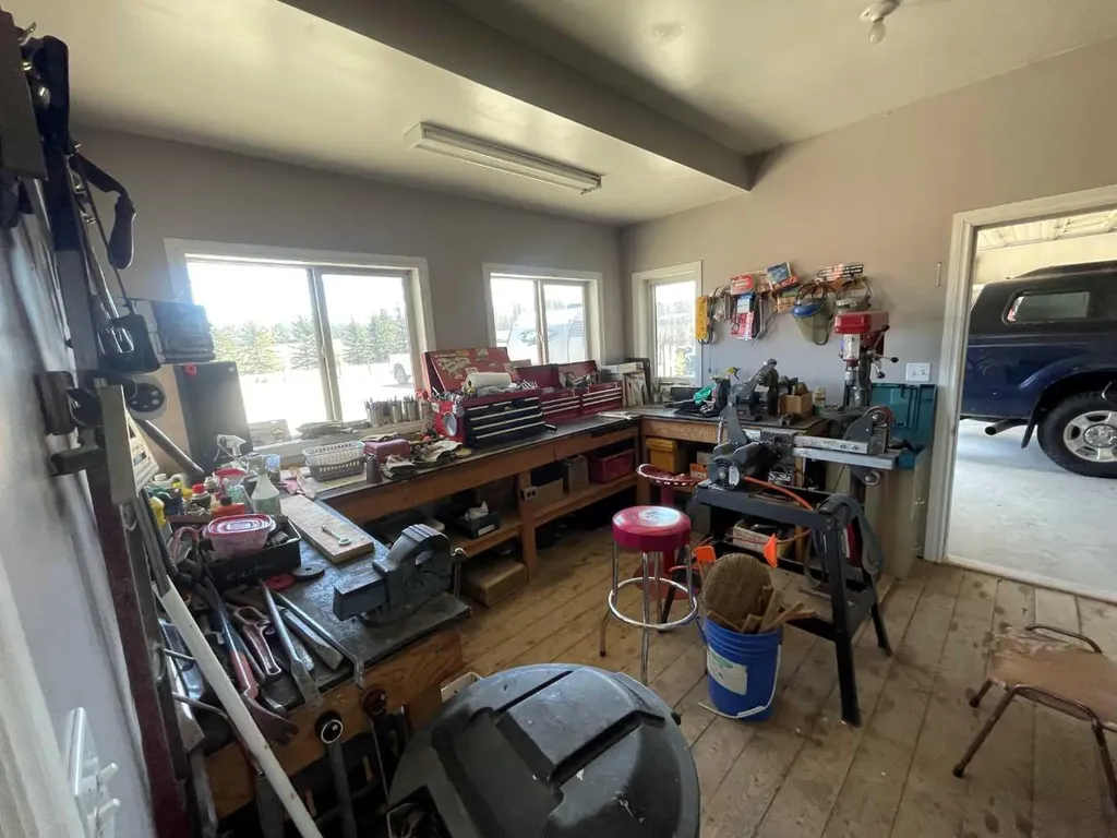 57314 Highway 757 Rural Lac Ste. Anne County AB T0E 2C0