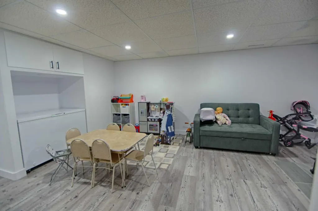 1804 22 Avenue Coaldale AB T1M 1G2