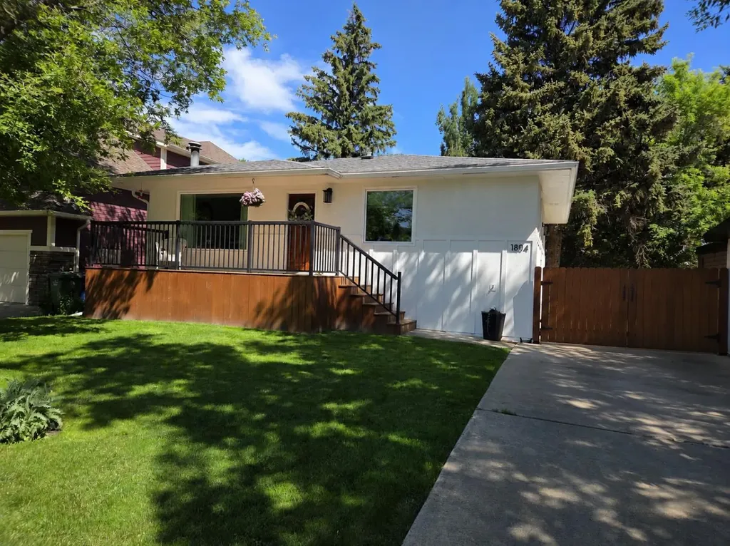 1804 22 Avenue Coaldale AB T1M 1G2