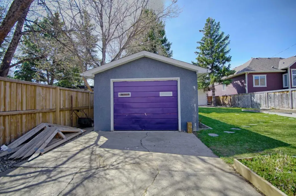 1804 22 Avenue Coaldale AB T1M 1G2
