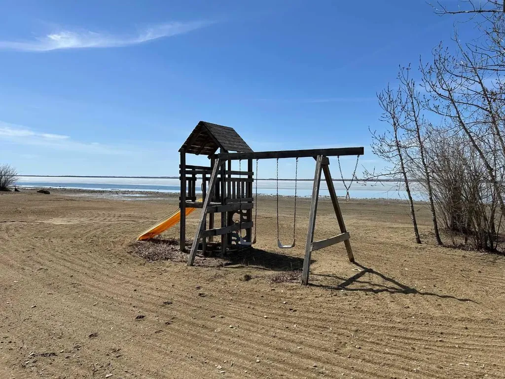 41310 Range Road 282 Rural Lacombe County AB T4L 2N3